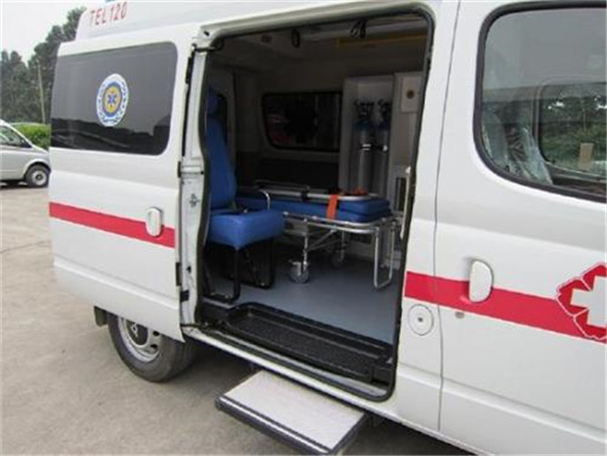 新政镇救护车出租服务案例7
